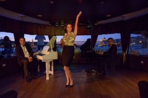 NYD Dinner Cruise with Bar Piano Music