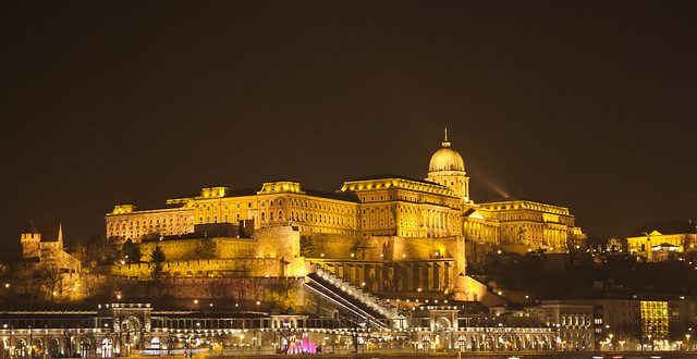Buda Castle by Night photo by José Manuel García